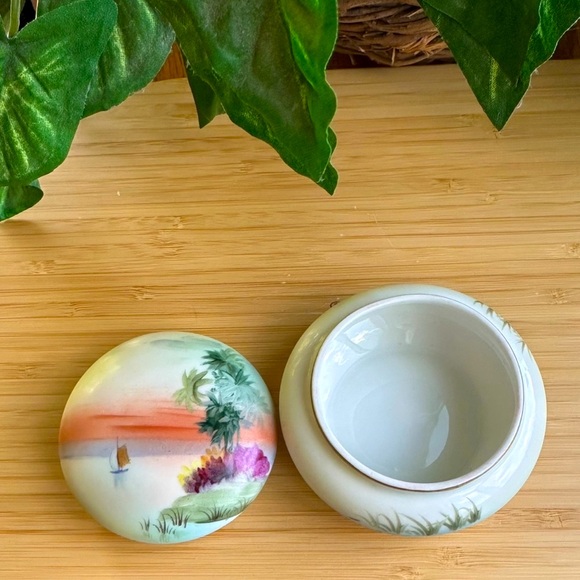Antique NIPPON Porcelain Lidded Round Trinket Box Landscape Scene Sailboat Trees - Picture 8 of 9